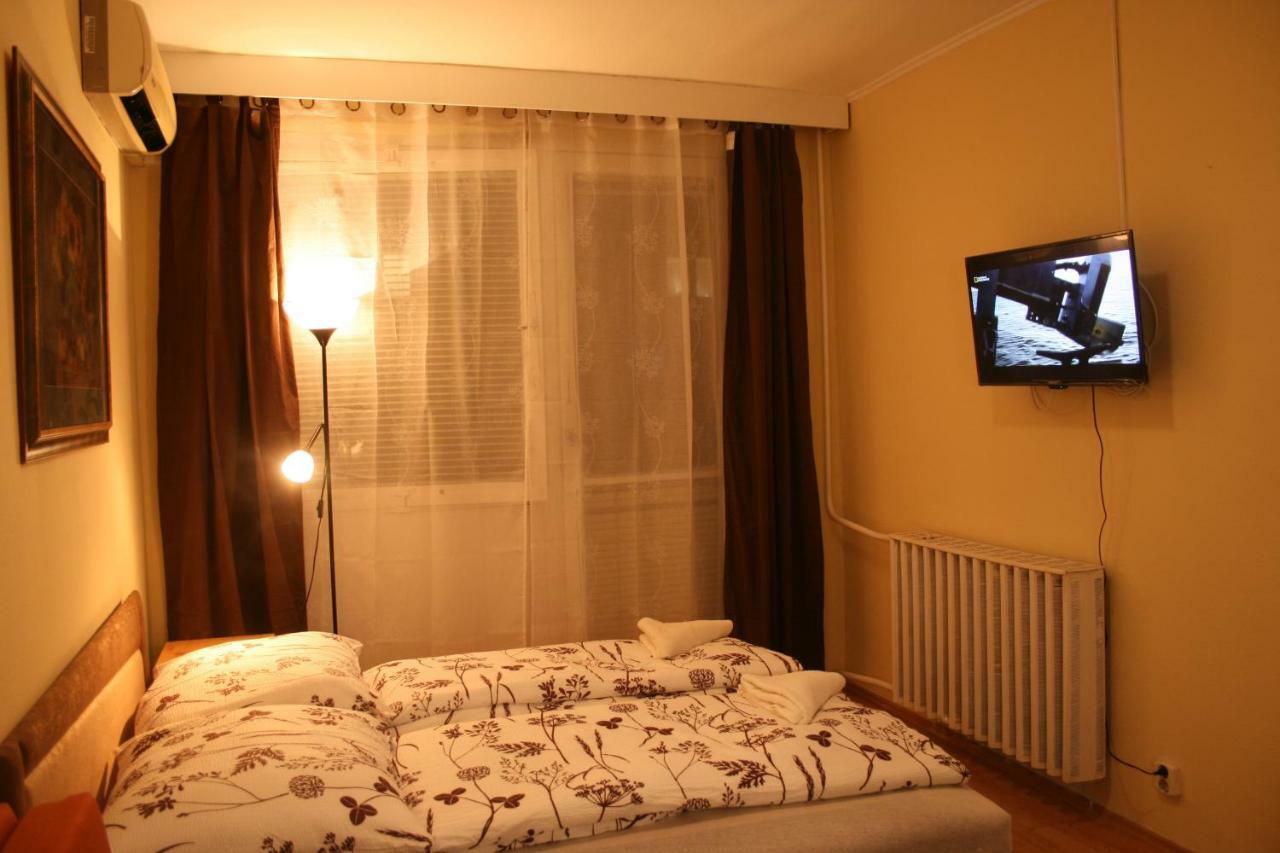 Margaret Bridge Studio Apartment Budapest Exterior foto