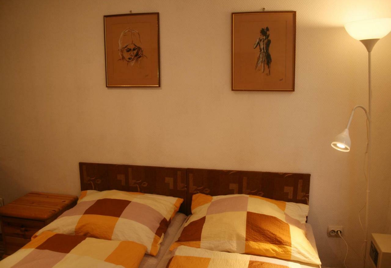 Margaret Bridge Studio Apartment Budapest Exterior foto